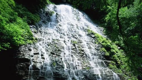 绿色节能无人化